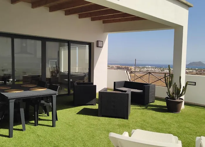 Sunshine The View - Piscina, Aire Acondicionado (adults Only) アパート