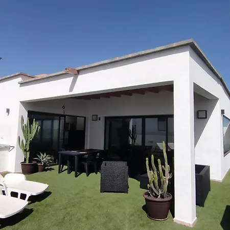 Апартаменты Sunshine The View Heated Pool Air-con Adult Only