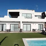 Sunshine The View - Piscina, Aire Acondicionado (adults Only) Daire Corralejo