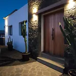 Sunshine The View - Piscina, Aire Acondicionado (adults Only)