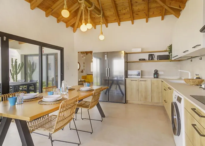 Sunshine The View - Piscina, Aire Acondicionado (adults Only) Apartment