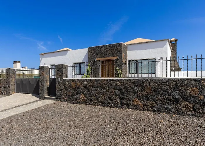 Sunshine The View Heated Pool Air-con Adult Only Corralejo